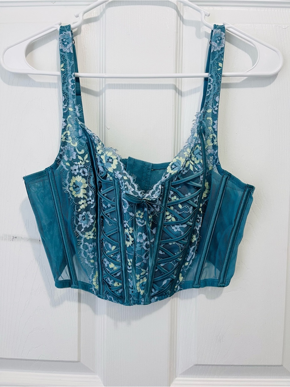 Victoria's Secret Dream Angels Unlined Lace-Up Bra Top